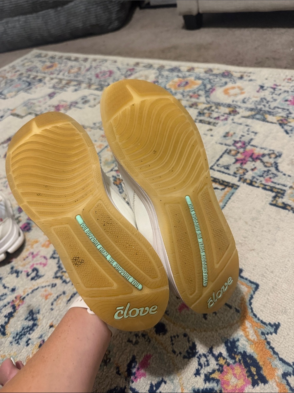 Clove hospital shoes - Picture 4 of 4
